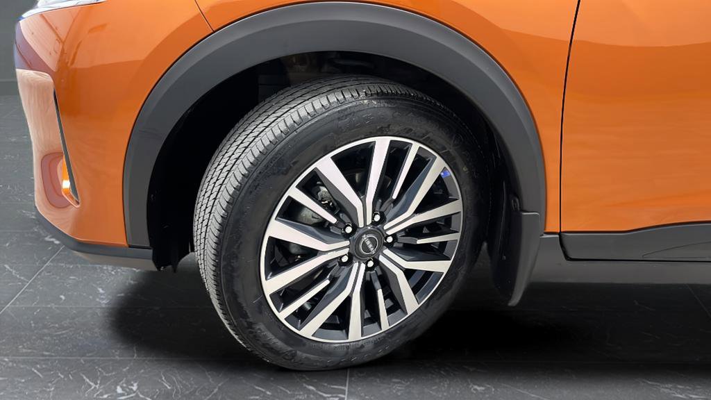Used 2023 Nissan Kicks SV w/ Exterior Package image 28