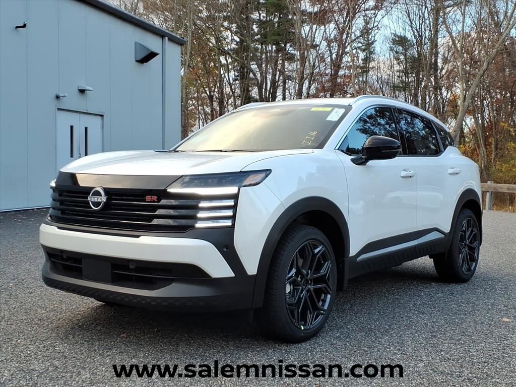 New 2026 Nissan Kicks SR w/ SR Premium Package AWD/4WD image 3