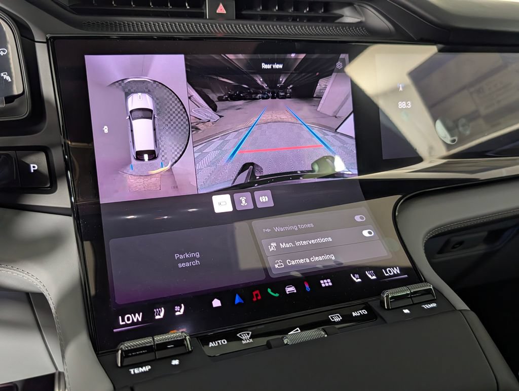 New 2026 Porsche Cayenne Electric AWD/4WD image 33