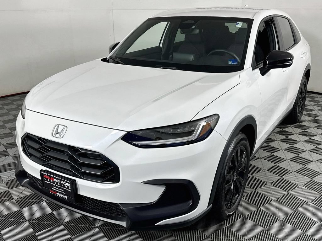 Used 2026 Honda HR-V Sport image 3