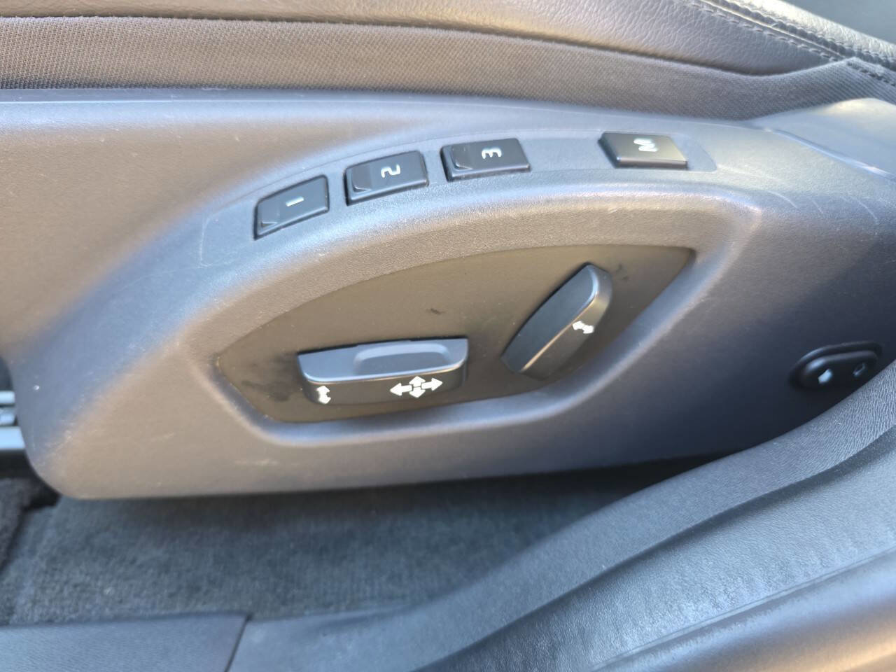 Used 2016 Volvo XC60 T6 w/ Protection Package image 10