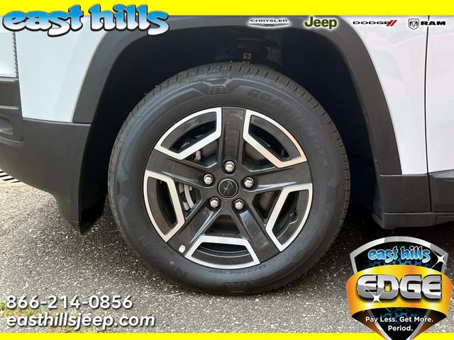 New 2026 Jeep Cherokee Laredo AWD/4WD image 3