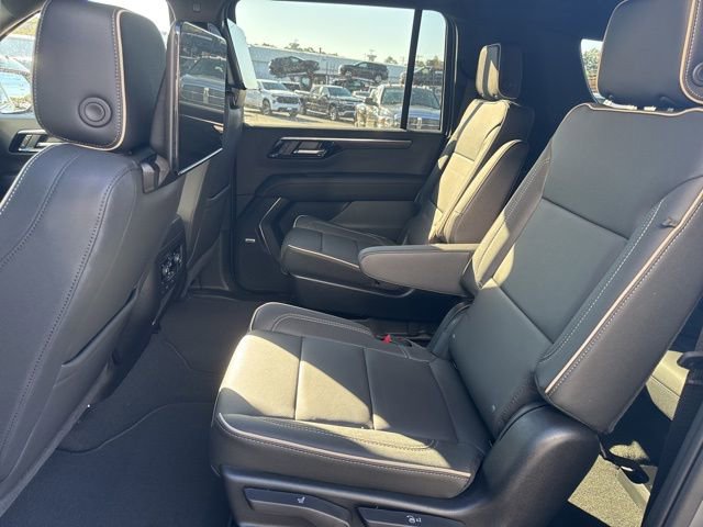 New 2026 Chevrolet Suburban Premier AWD/4WD image 12