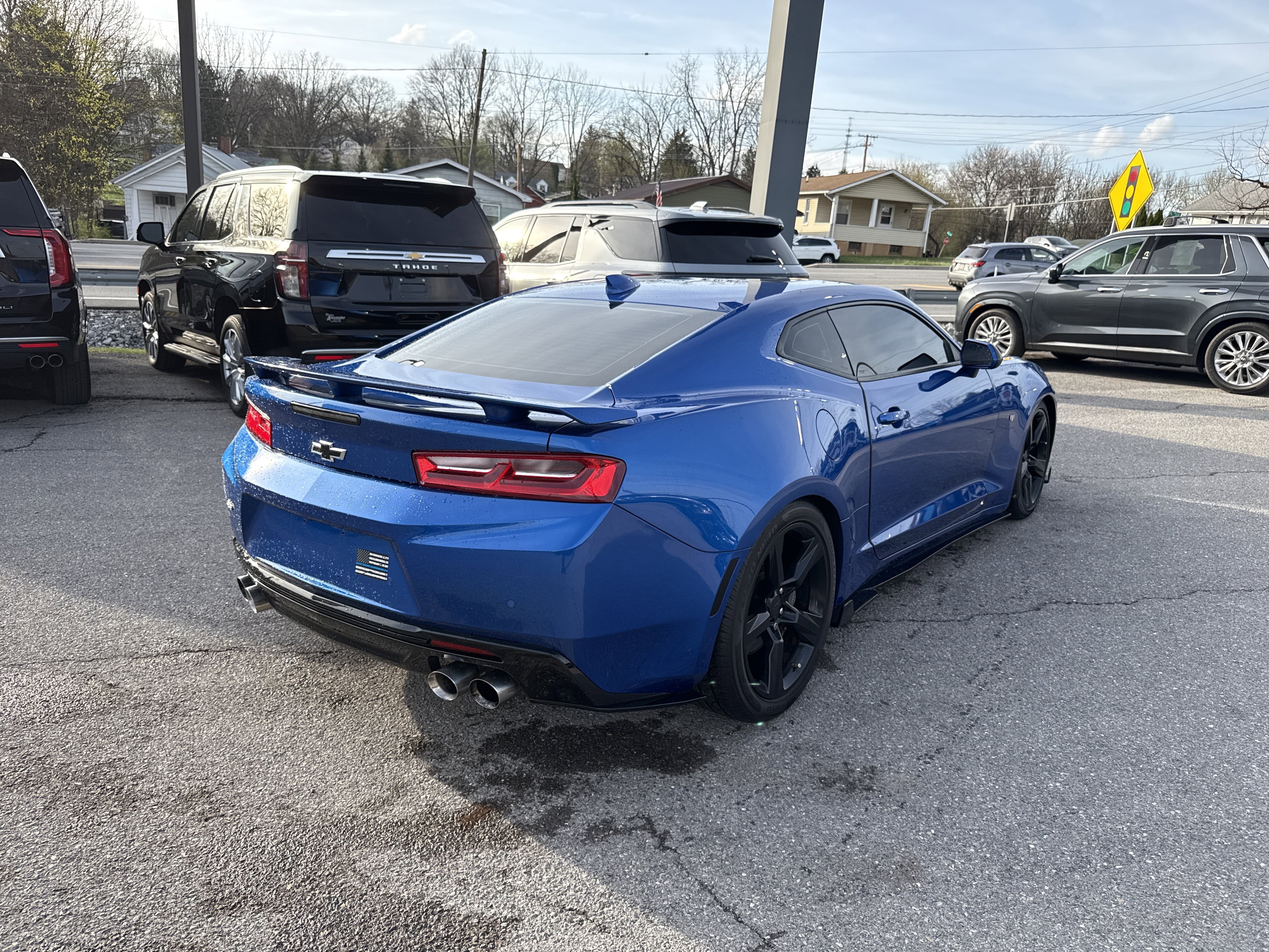 Used 2017 Chevrolet Camaro SS image 3
