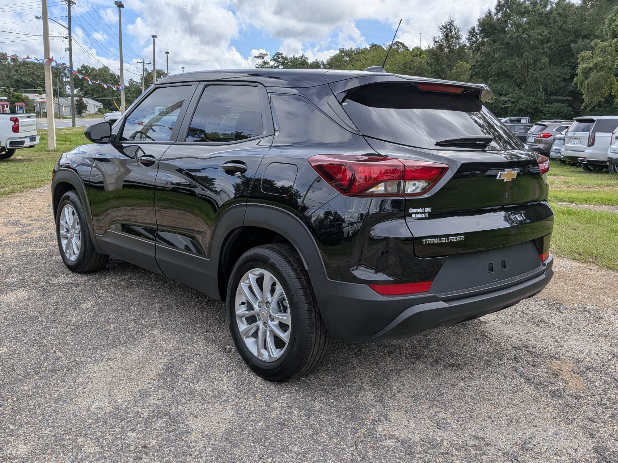 Used 2026 Chevrolet TrailBlazer LS w/ LS Convenience Package FWD image 6