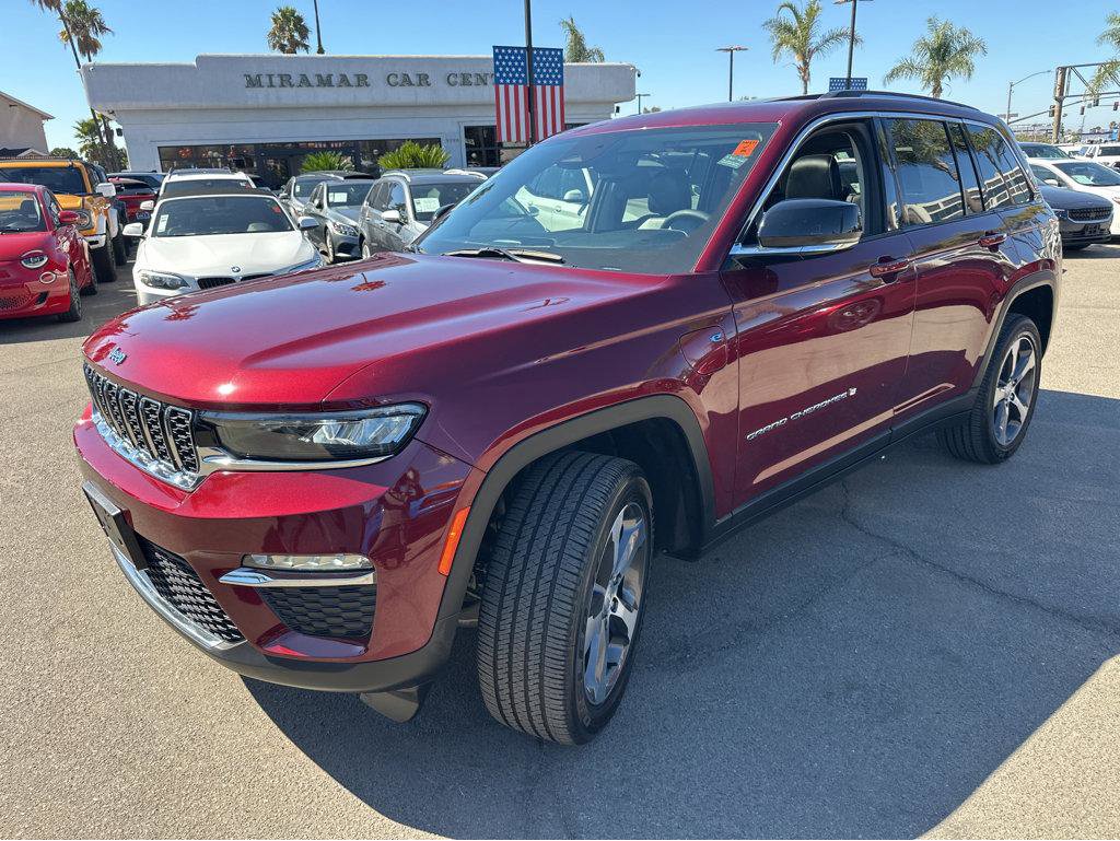 Used 2023 Jeep Grand Cherokee 4WD 4xe image 11