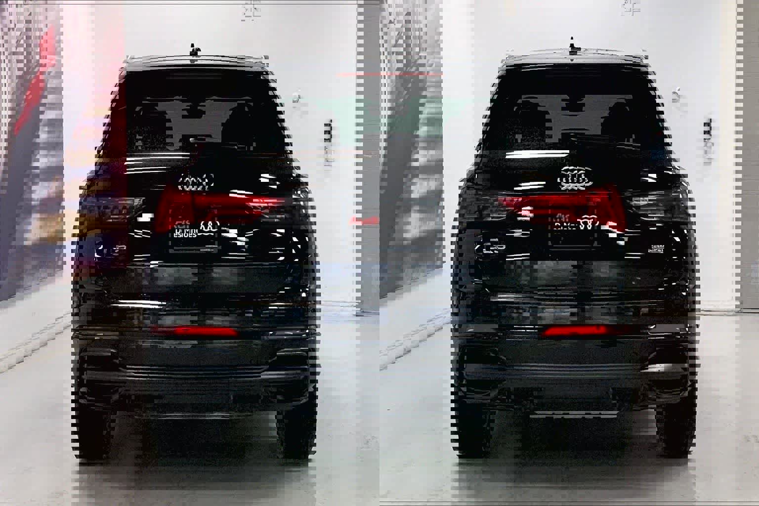 Used 2022 Audi Q3 2.0T Premium w/ Convenience Package image 5