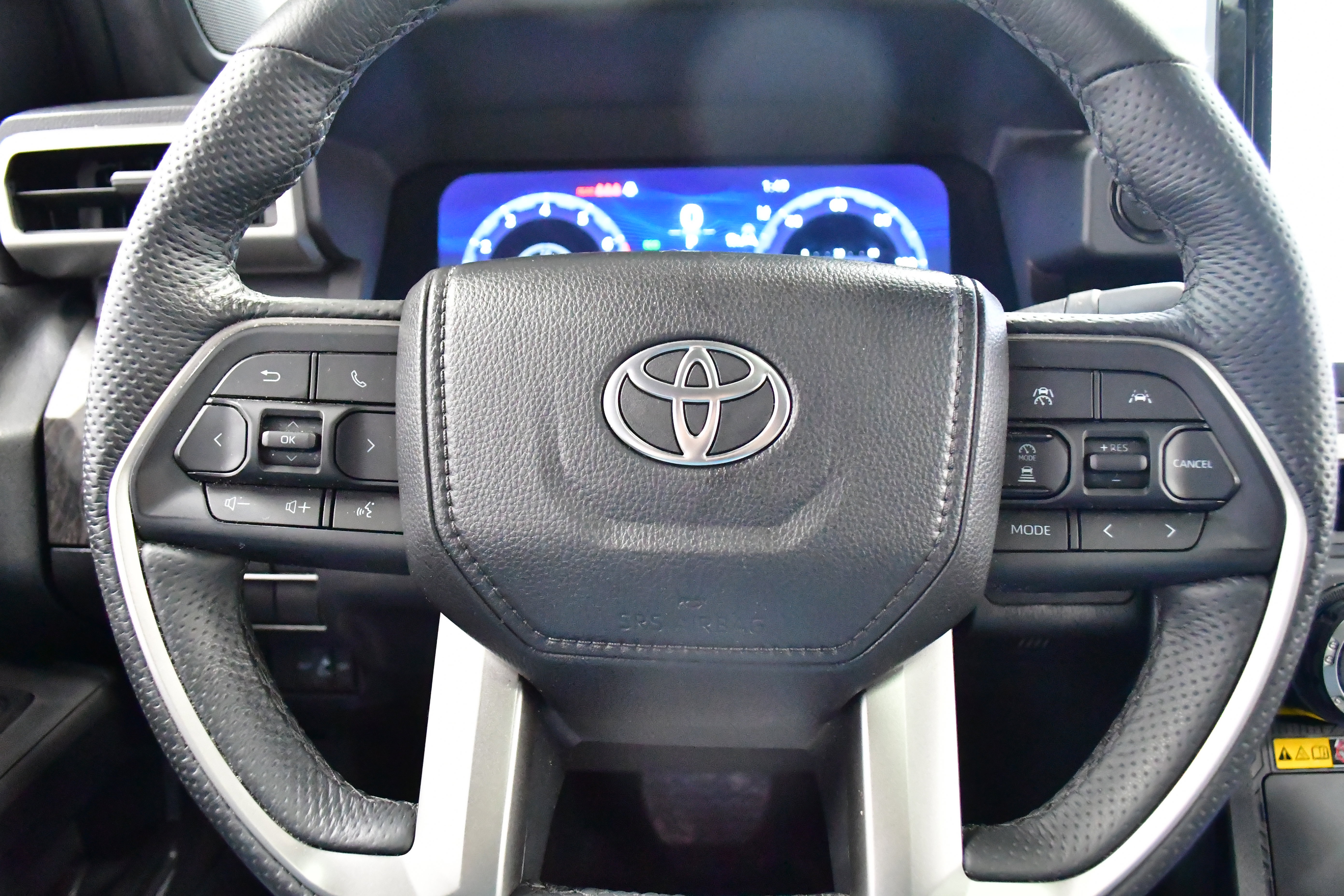 Used 2024 Toyota Tacoma Limited w/ Limited Package (LT) image 38