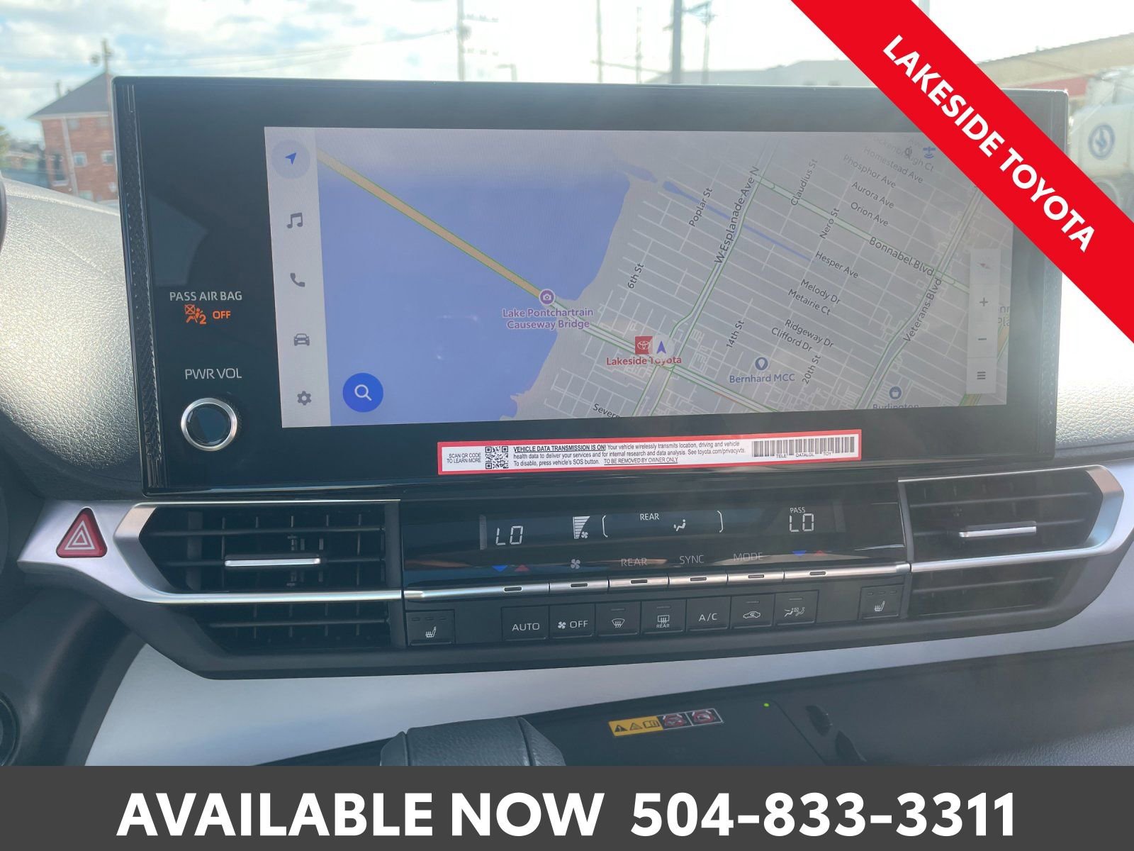 Used 2025 Toyota Sienna XLE image 32