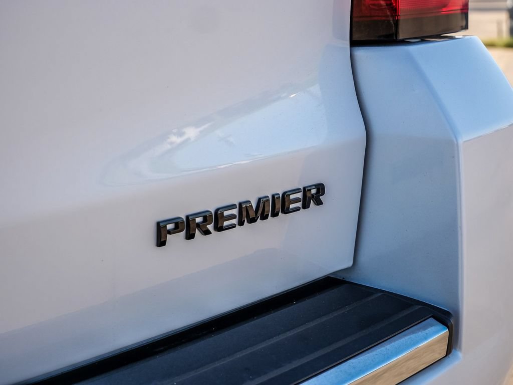 Used 2020 Chevrolet Suburban Premier w/ Premier Plus Edition AWD/4WD image 12