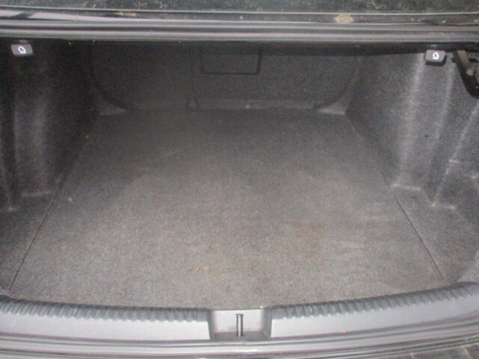 Used 2011 Volkswagen Jetta SE image 6