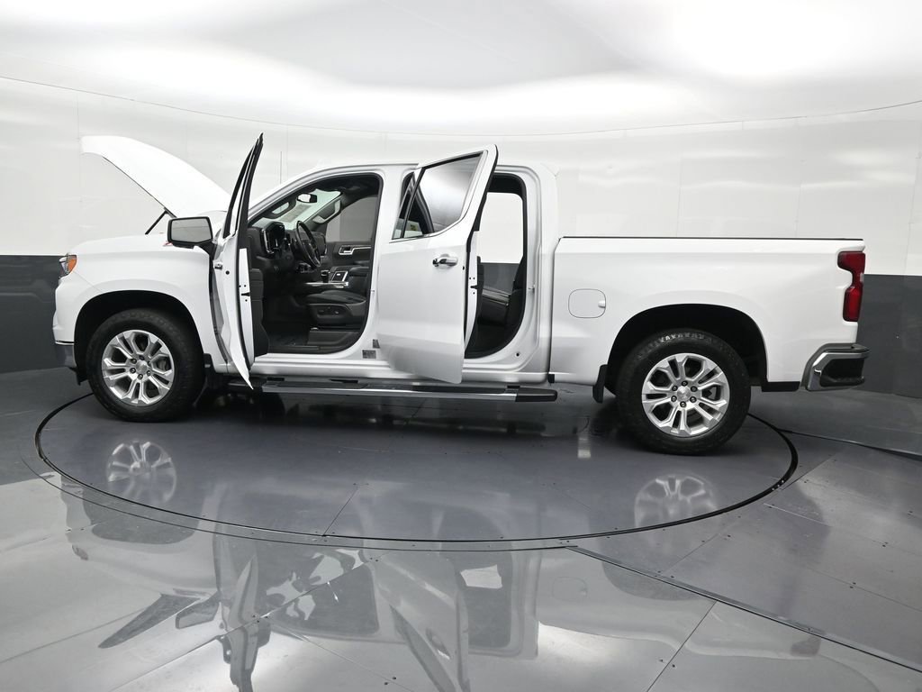 Used 2022 Chevrolet Silverado 1500 LTZ w/ Z71 Off-Road Package image 34