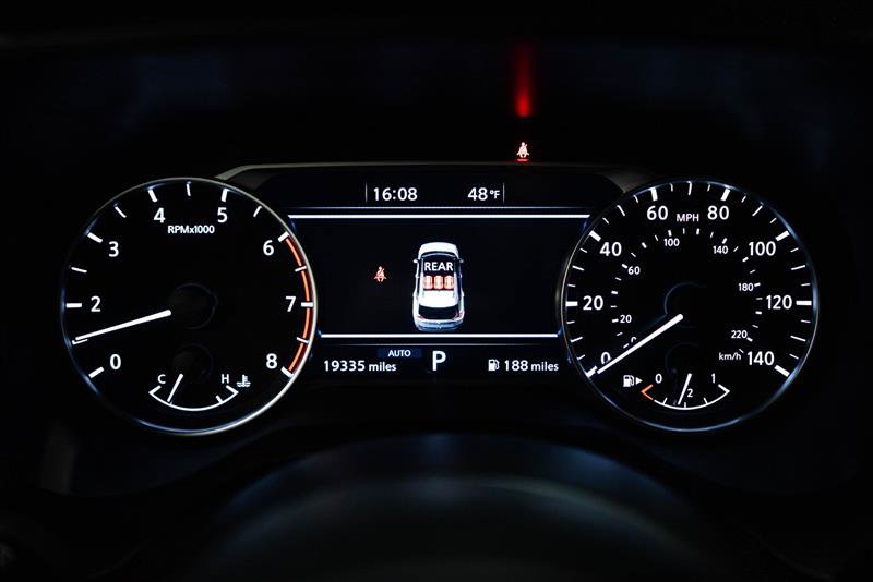 Used 2023 Nissan Rogue S image 16