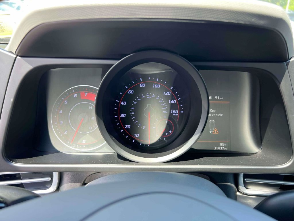 Used 2023 Hyundai Elantra SEL FWD image 24