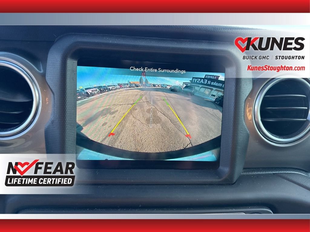Used 2021 Jeep Wrangler Unlimited Sahara w/ Uconnect 4C Nav & Sound Group image 31