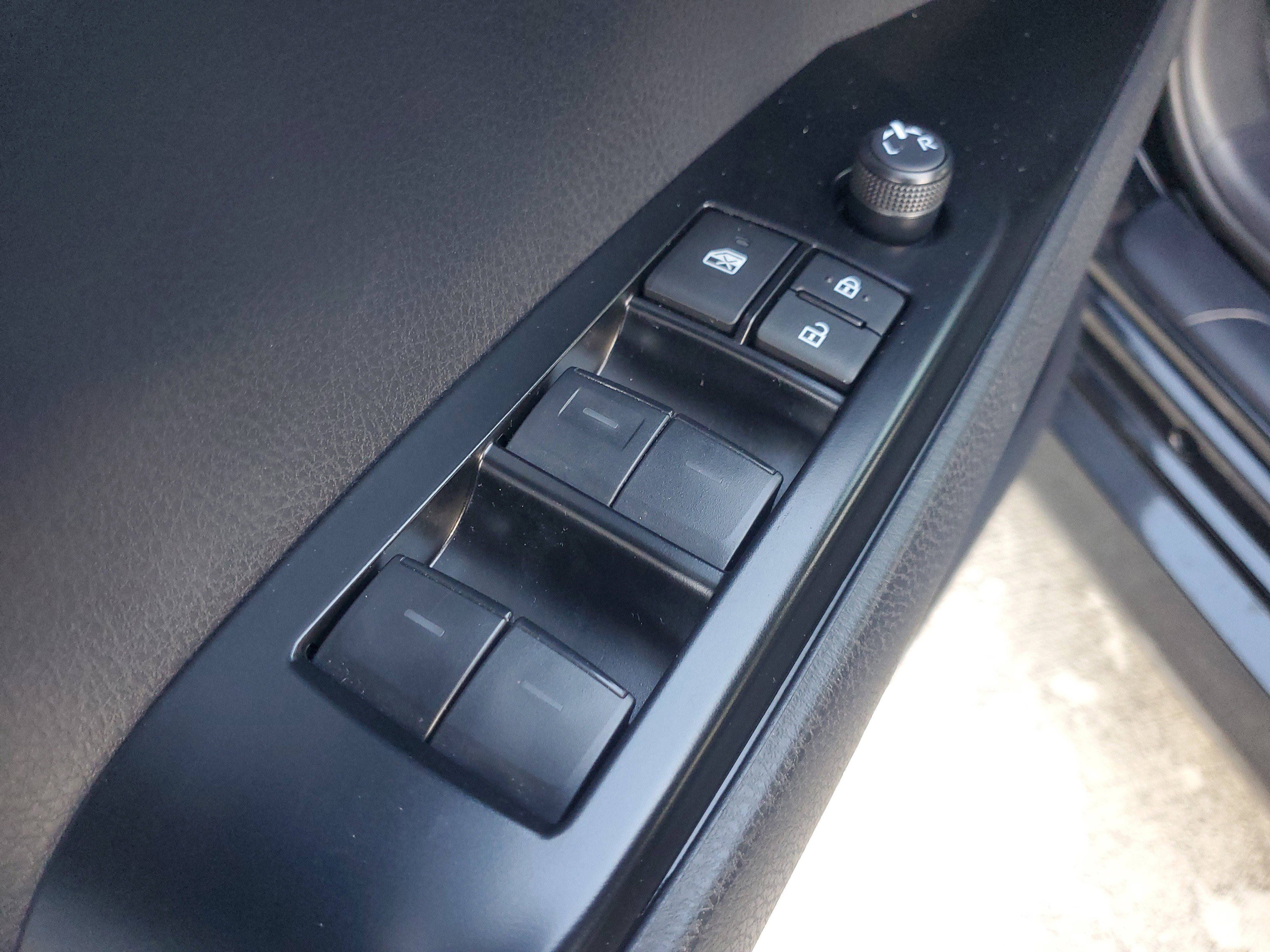 Used 2025 Toyota Camry LE image 19