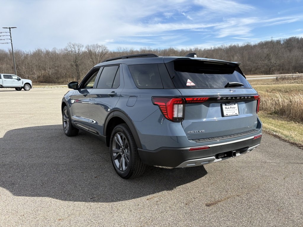New 2026 Ford Explorer Active w/ Active Comfort Package image 3