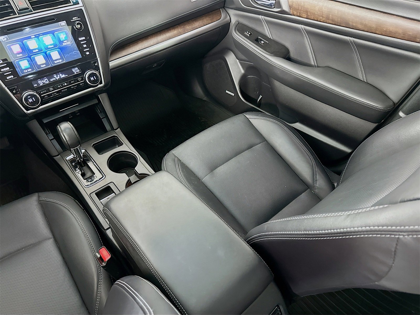 Used 2018 Subaru Outback 2.5i Limited image 24