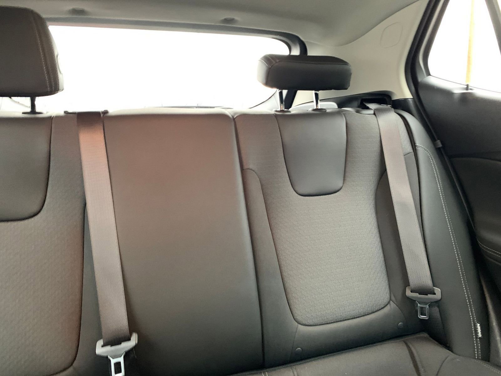 Used 2025 Buick Encore GX Preferred image 35