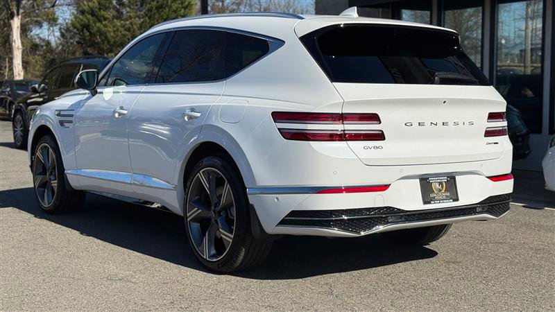 Used 2025 Genesis GV80 3.5T Prestige image 3