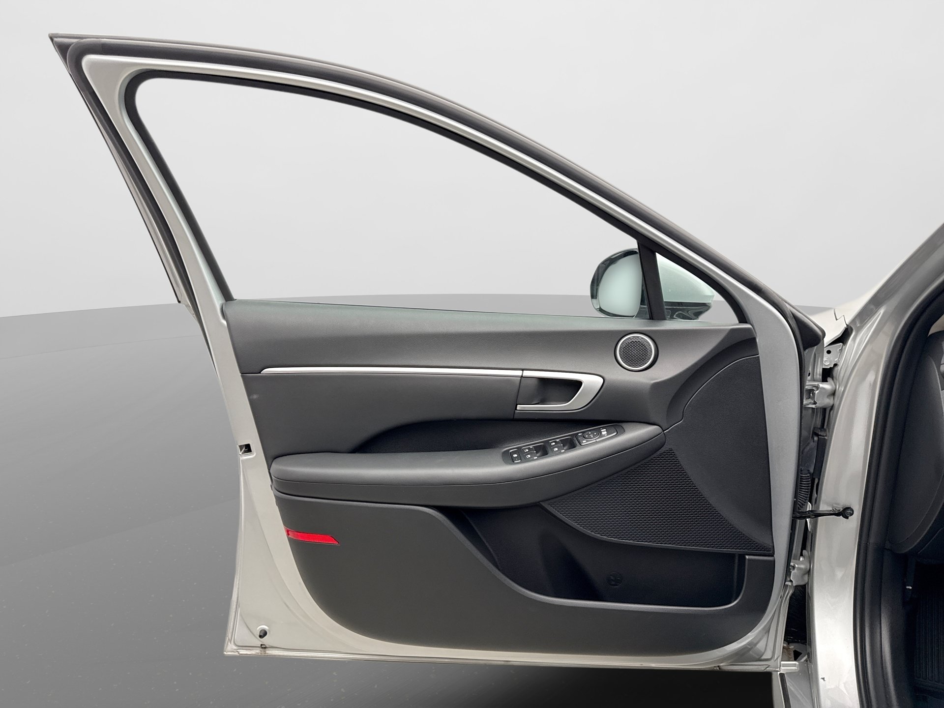 Used 2024 Hyundai Sonata SEL FWD image 11