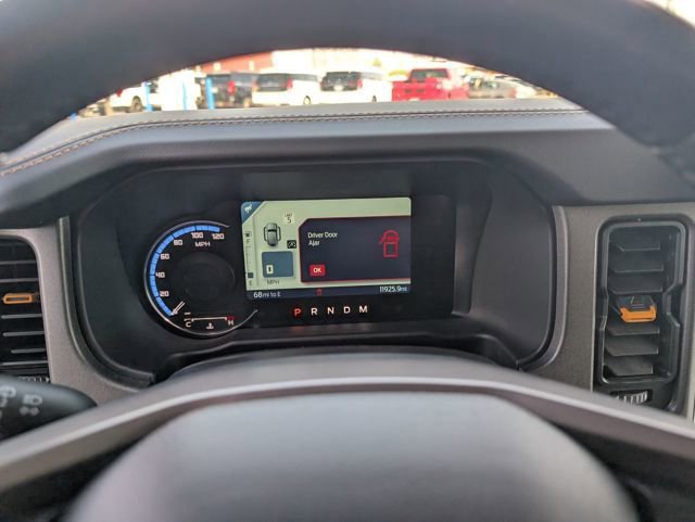 Used 2024 Ford Bronco Badlands image 18