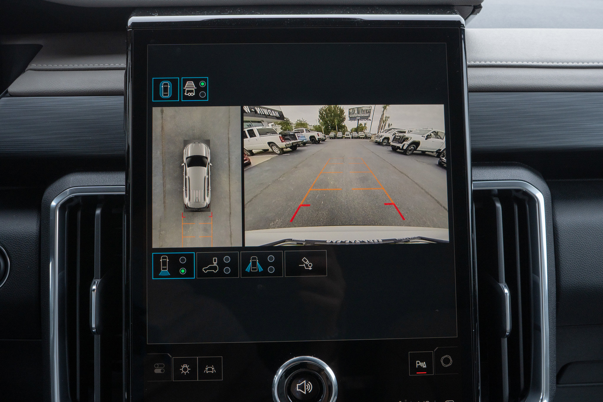 New 2026 GMC Acadia Elevation w/ Elevation Premium Package FWD image 17