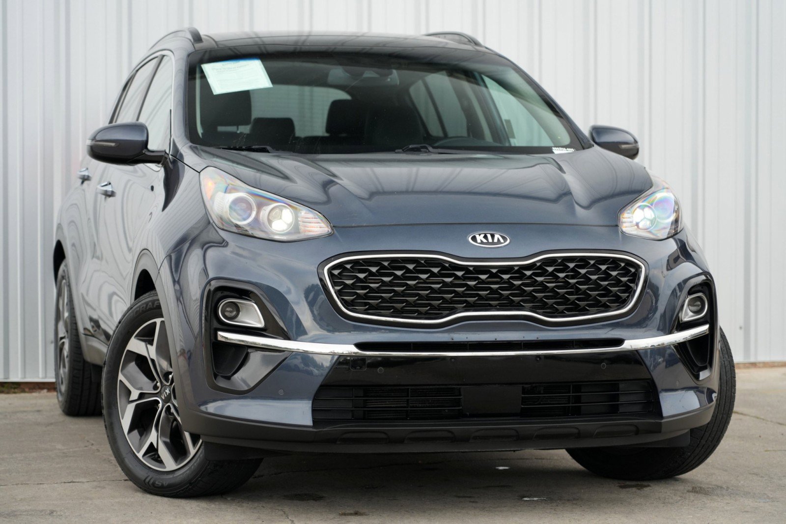 Used 2020 Kia Sportage EX w/ Option Group 15 image 2