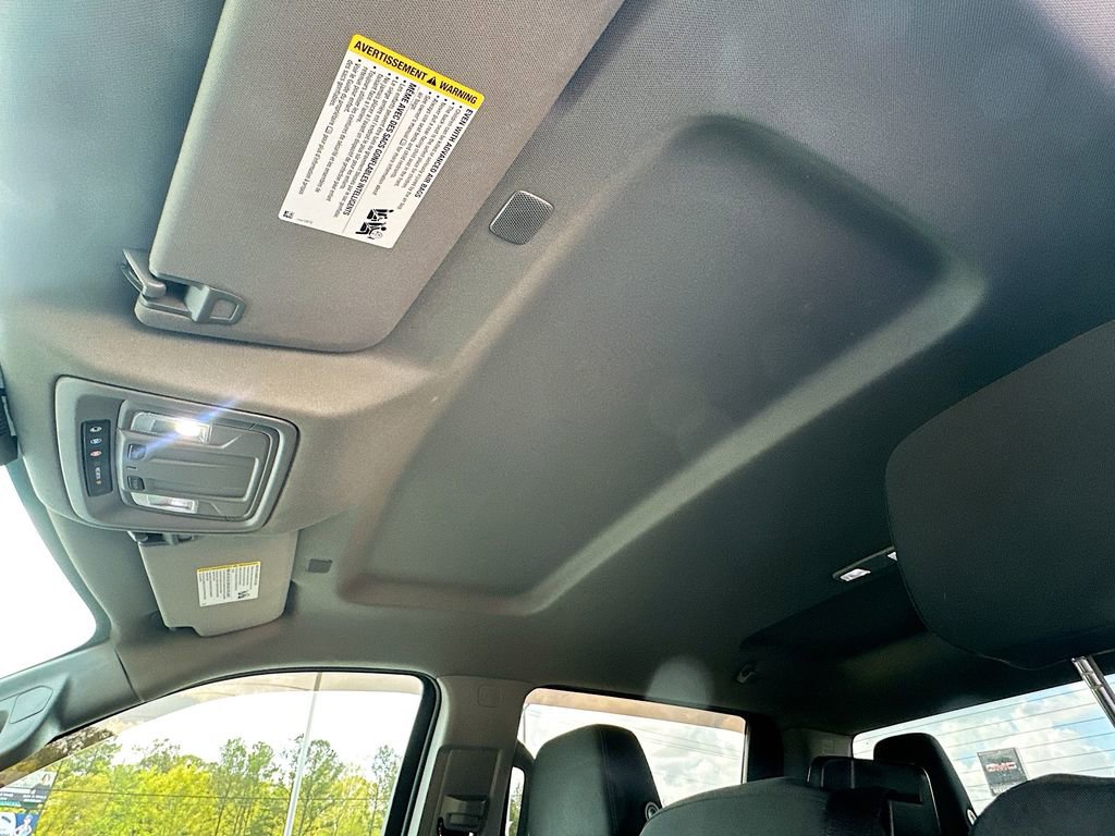 Used 2022 Chevrolet Silverado 1500 Custom image 9