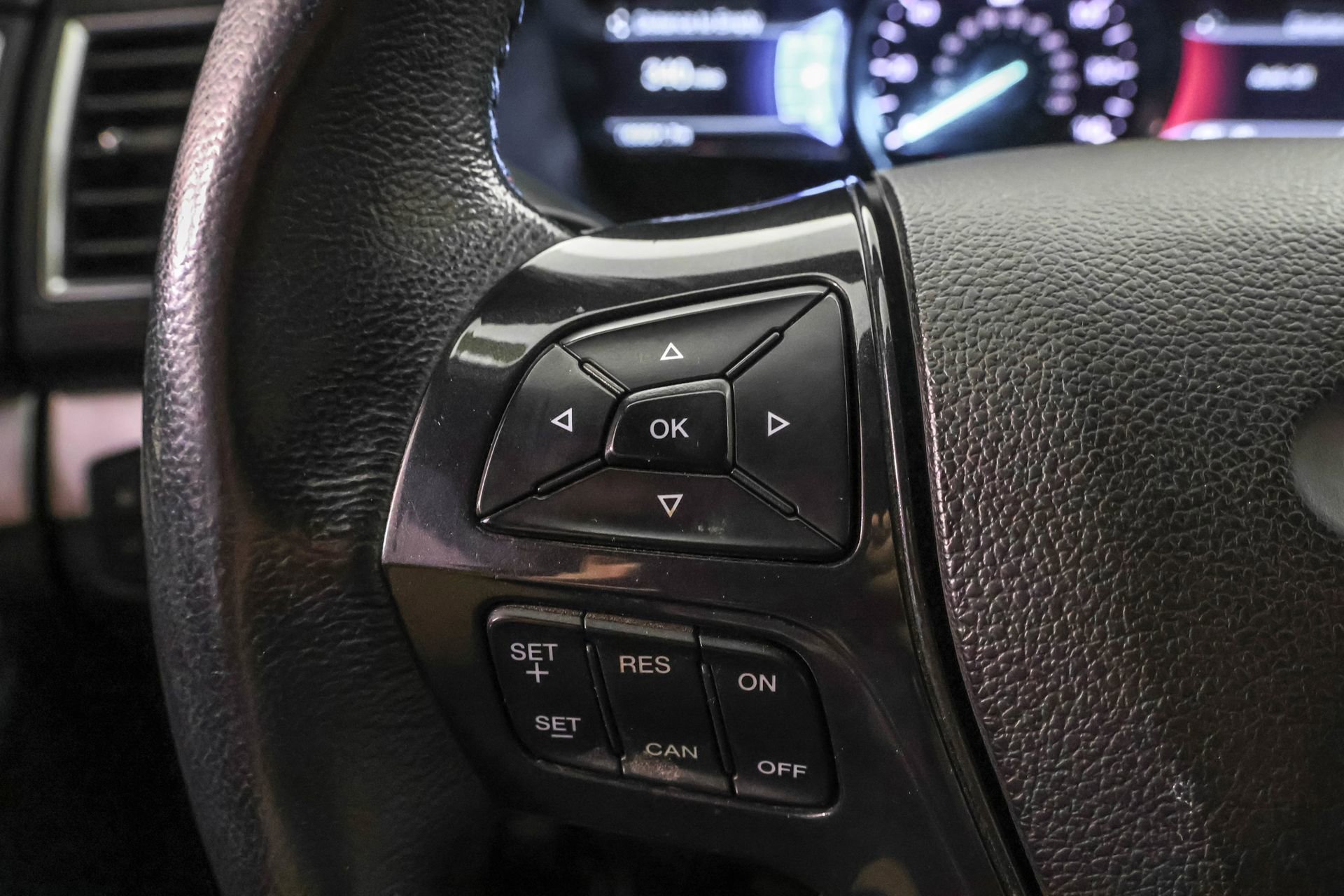 Used 2017 Ford Explorer Sport AWD/4WD image 25