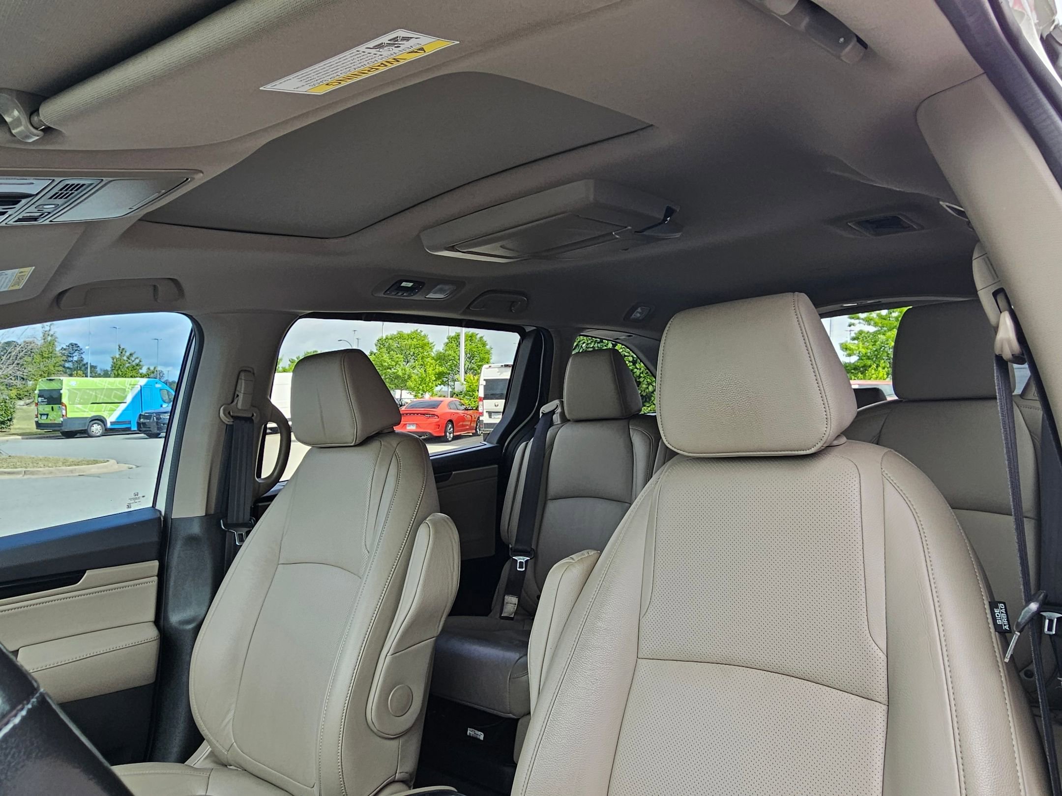 Used 2019 Honda Odyssey Elite image 21