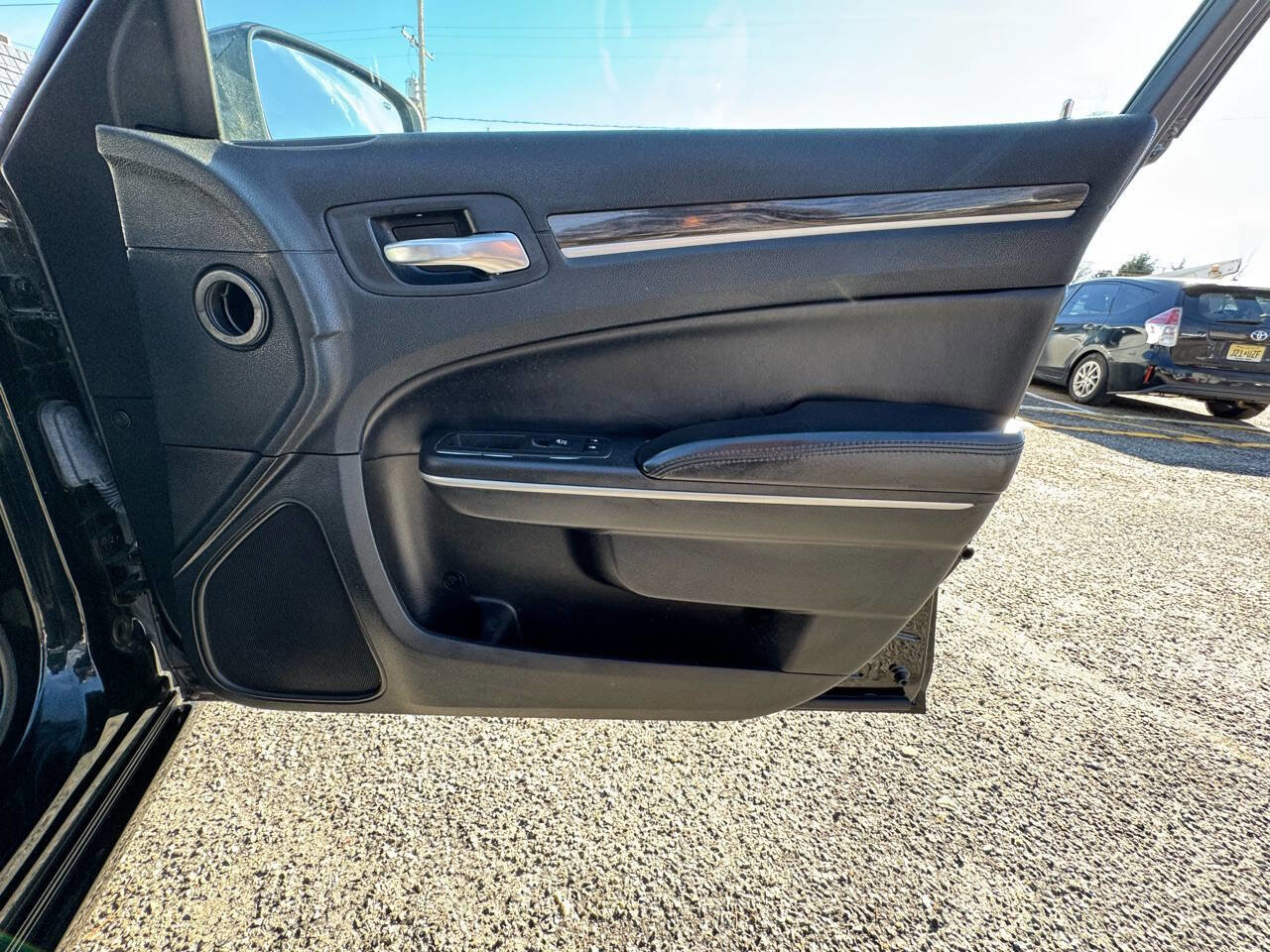 Used 2019 Chrysler 300 Touring w/ Sport Appearance Package image 42