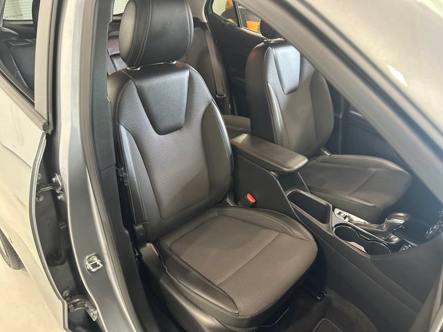 Used 2023 Buick Encore GX Select w/ Sport Touring Package AWD/4WD image 27