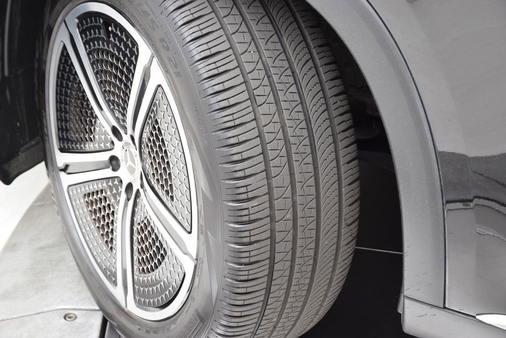 Used 2023 Mercedes-Benz EQS 450+ SUV image 29