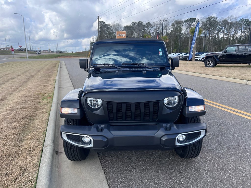 Certified 2021 Jeep Wrangler Unlimited Sahara AWD/4WD image 11