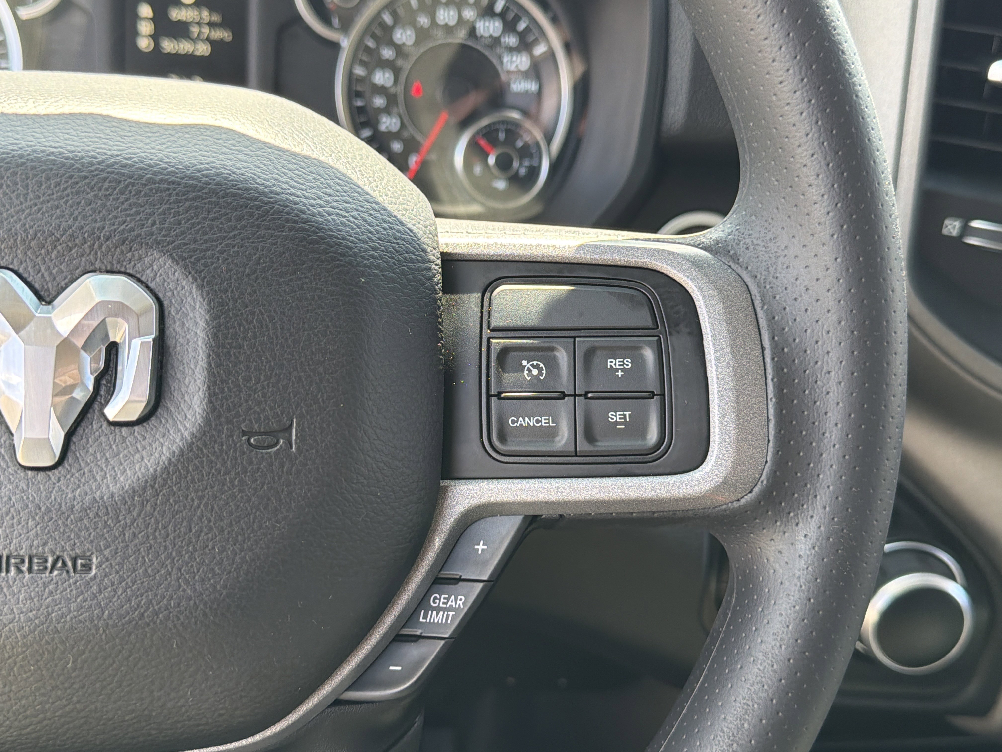 Used 2019 RAM 2500 Tradesman AWD/4WD image 18