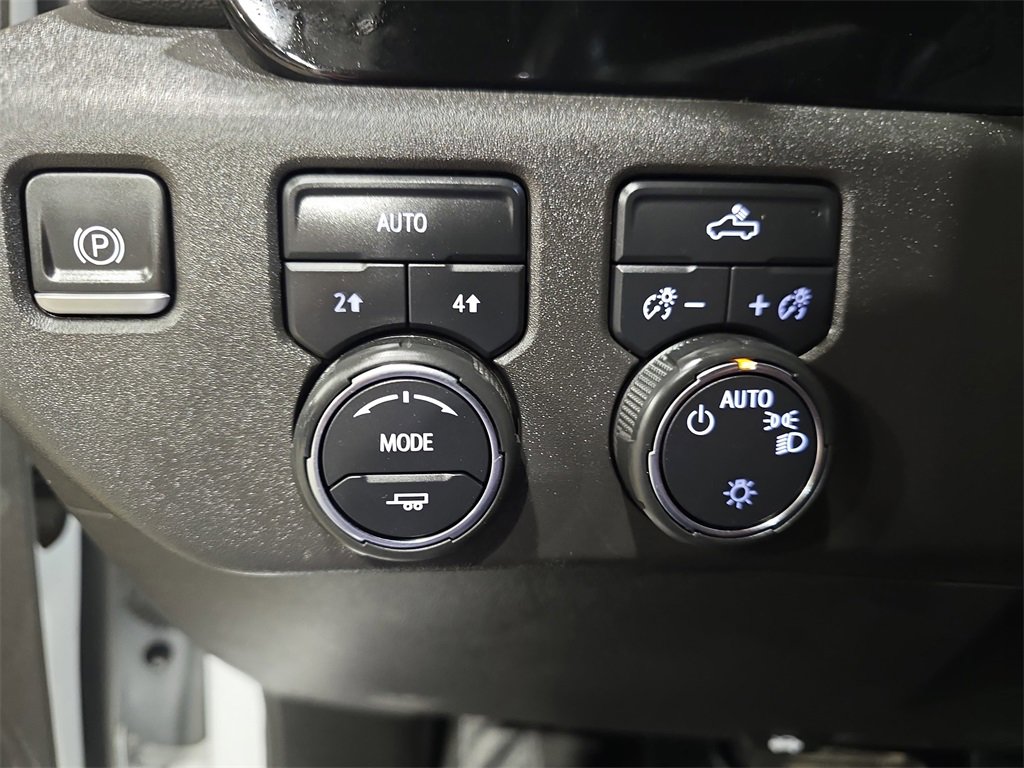 Used 2023 Chevrolet Silverado 1500 LT image 26