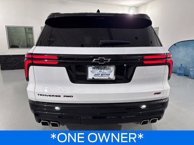 Used 2024 Chevrolet Traverse RS AWD/4WD image 8