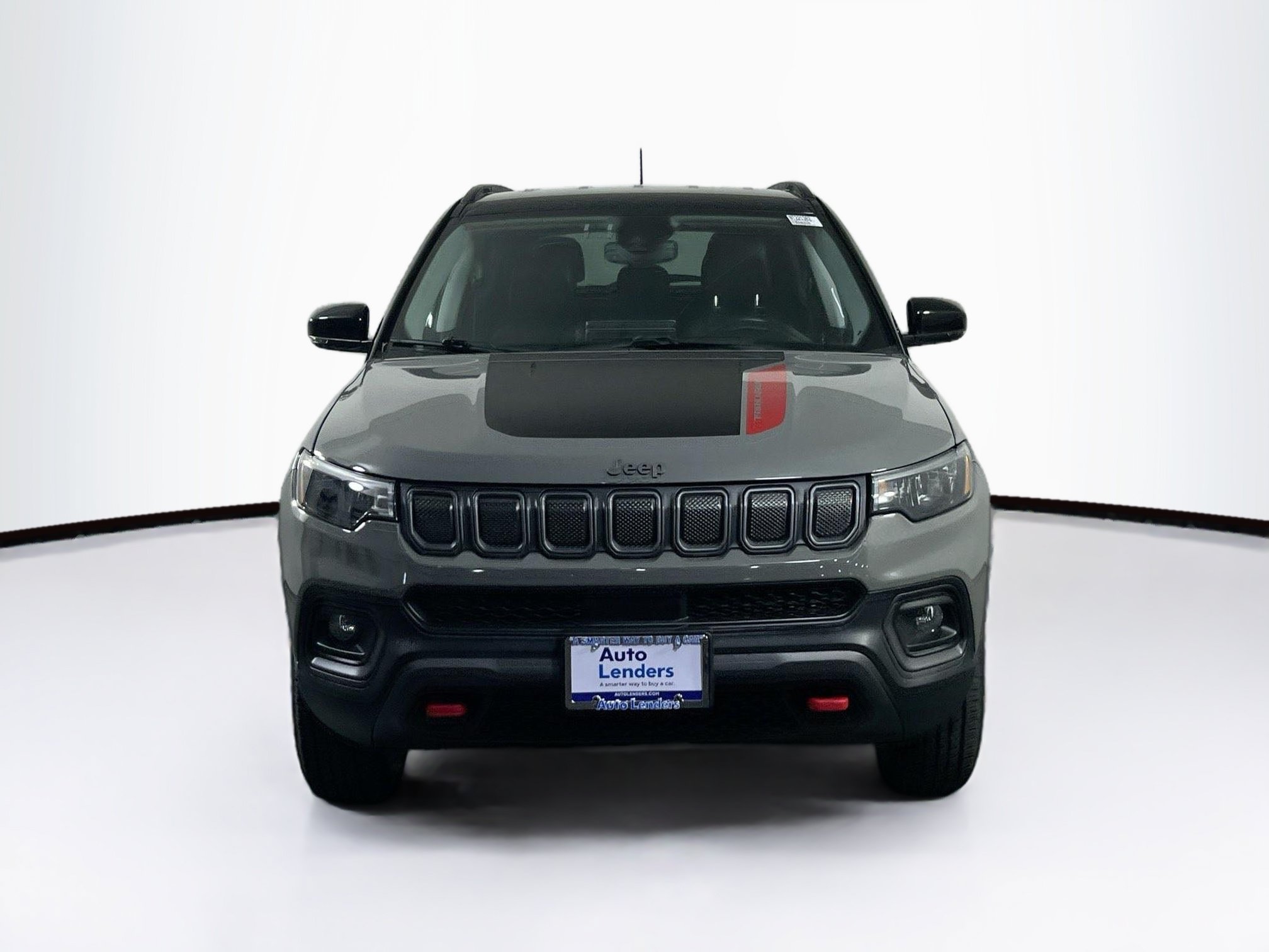 Used 2022 Jeep Compass Trailhawk w/ Trailhawk Convenience Group AWD/4WD image 2