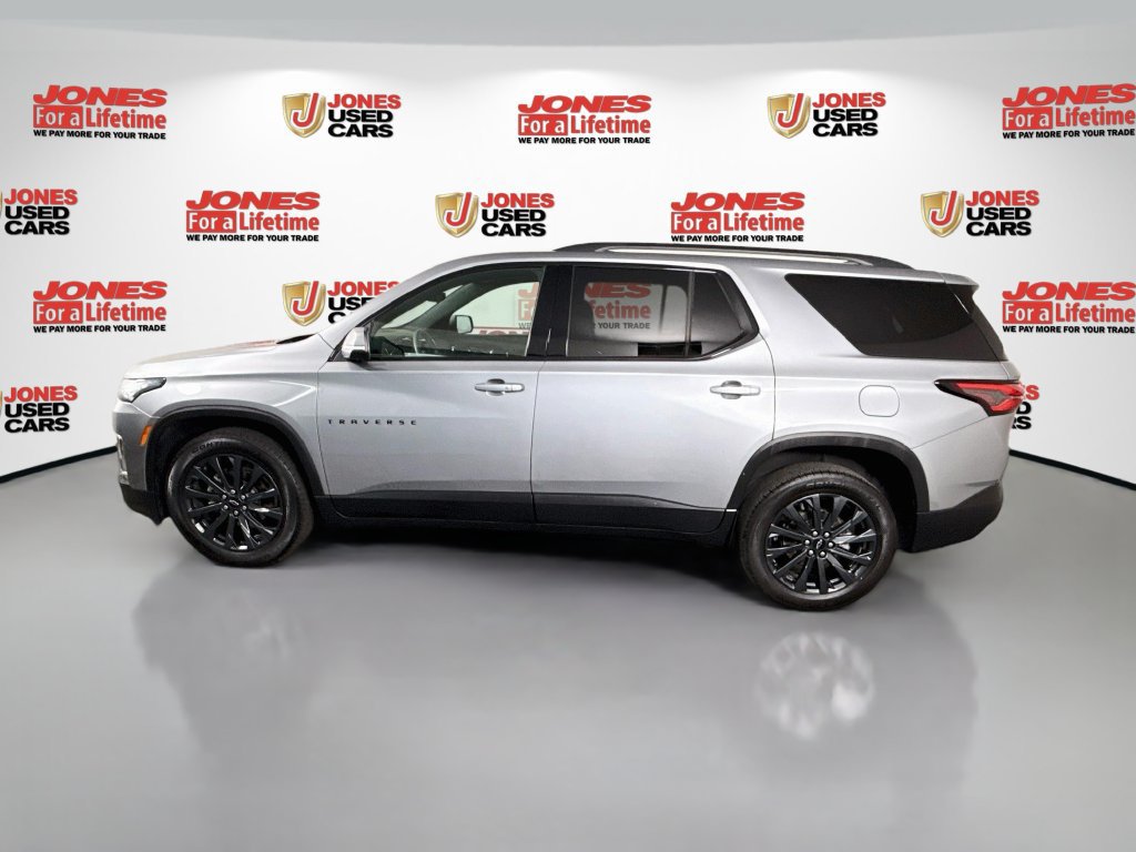Used 2023 Chevrolet Traverse RS AWD/4WD image 16