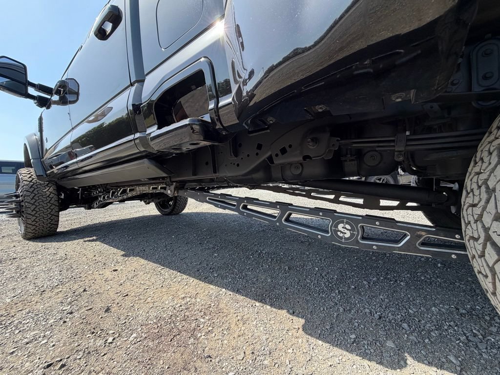 Used 2023 Ford F450 Platinum w/ FX4 Off-Road Package AWD/4WD image 18
