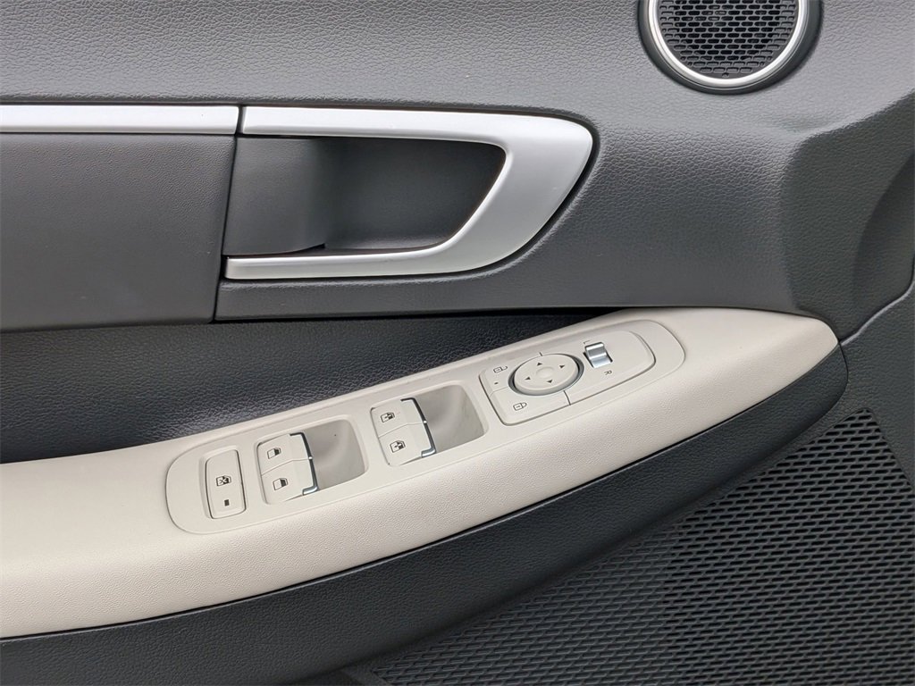 Used 2025 Hyundai Sonata SEL image 11