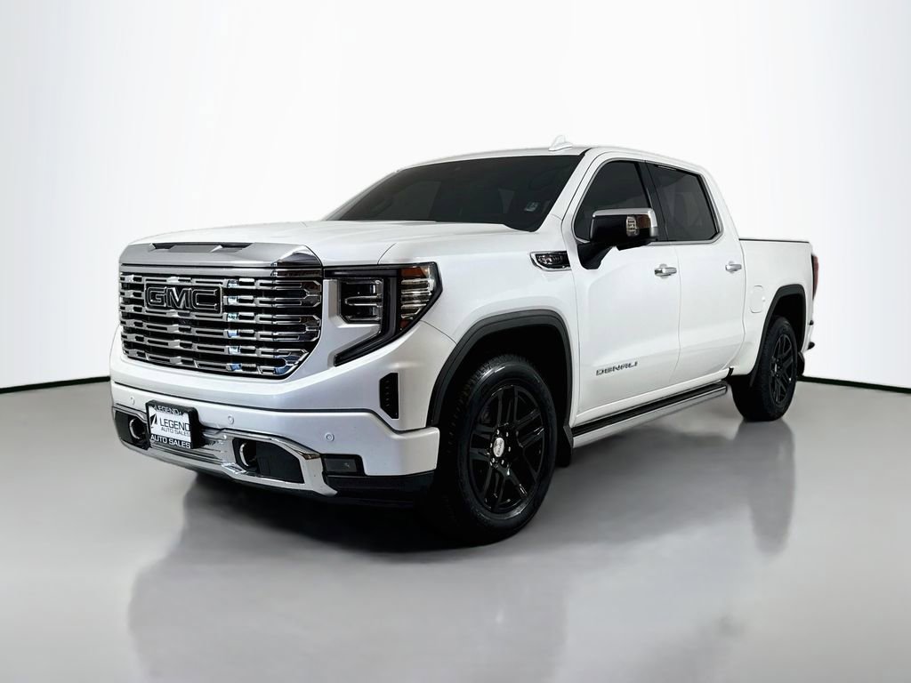 Used 2023 GMC Sierra 1500 Denali w/ Technology Package AWD/4WD image 1