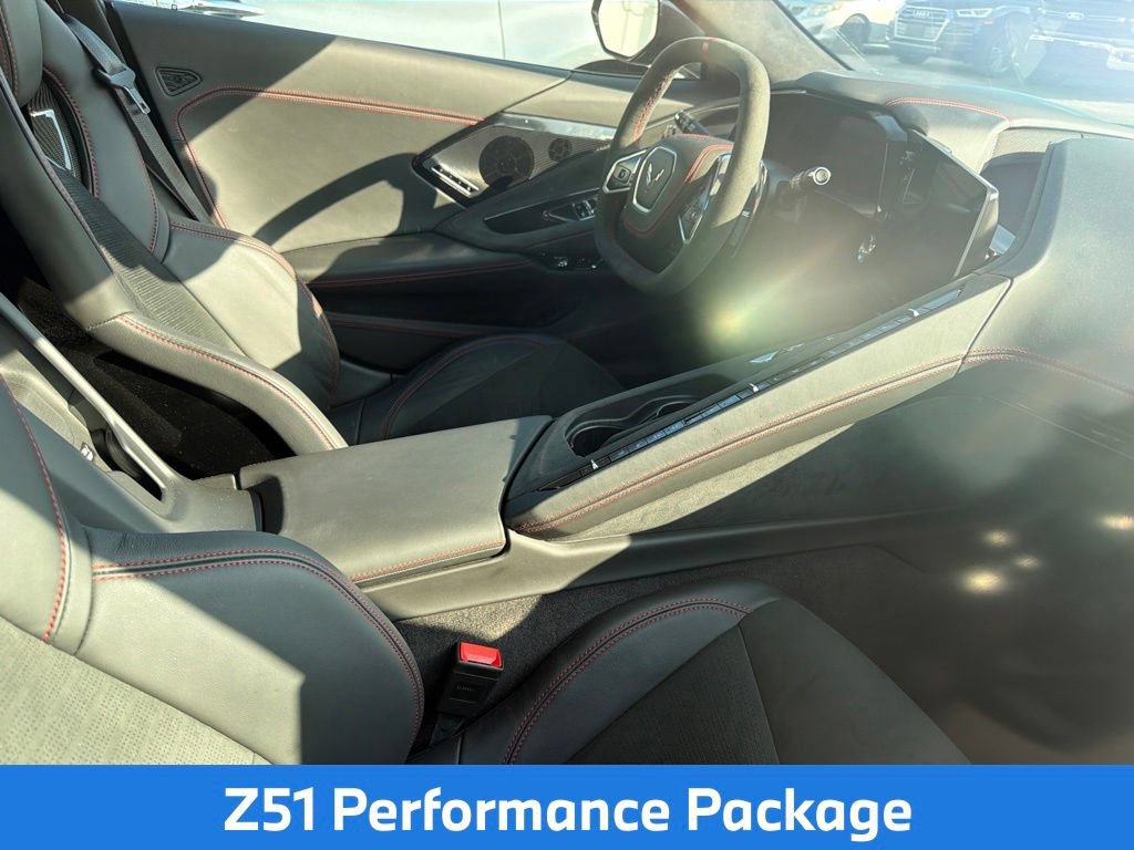 Used 2024 Chevrolet Corvette Stingray Premium Conv w/ Z51 Performance Package RWD image 12