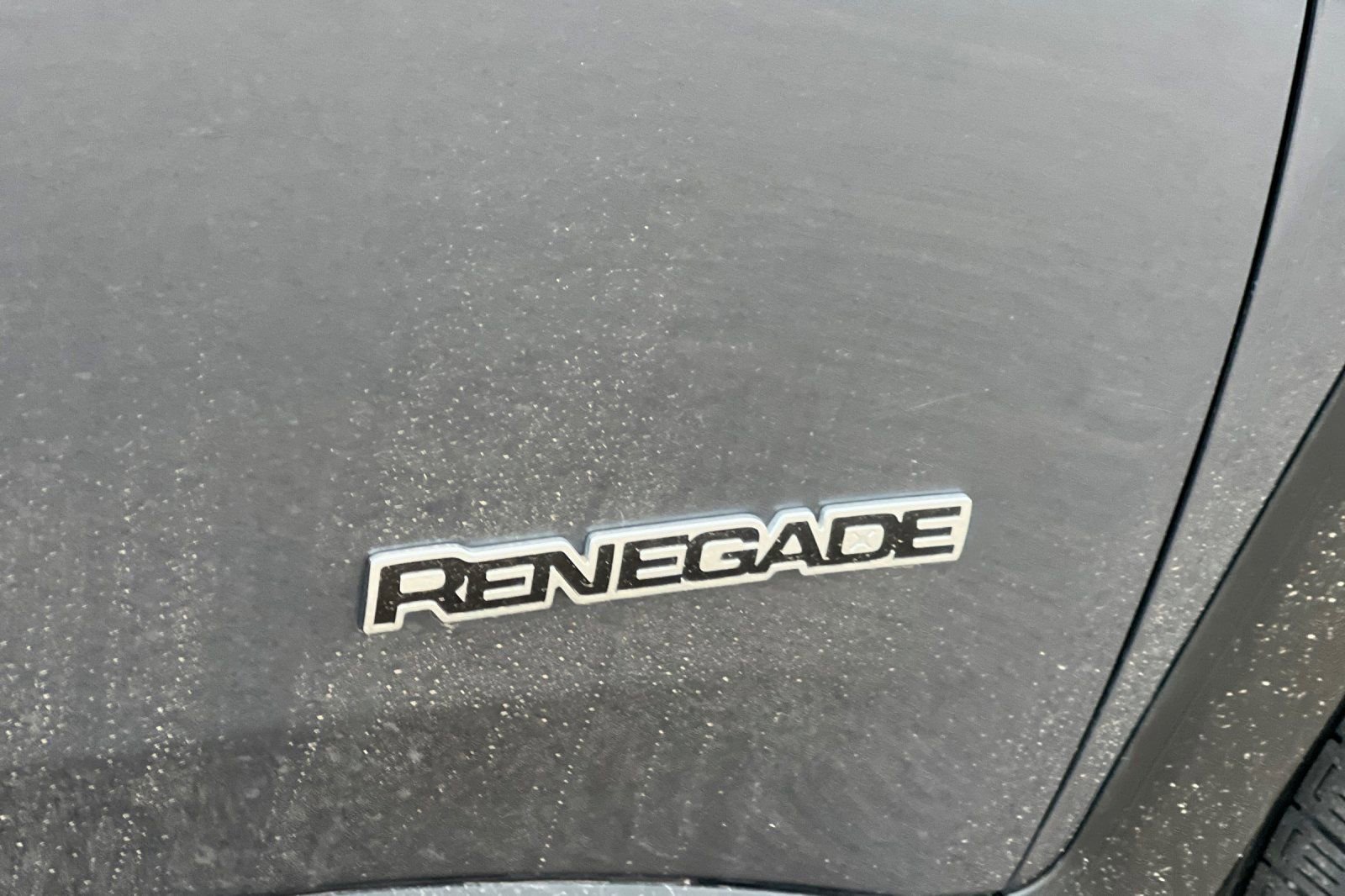 Used 2023 Jeep Renegade Latitude image 29