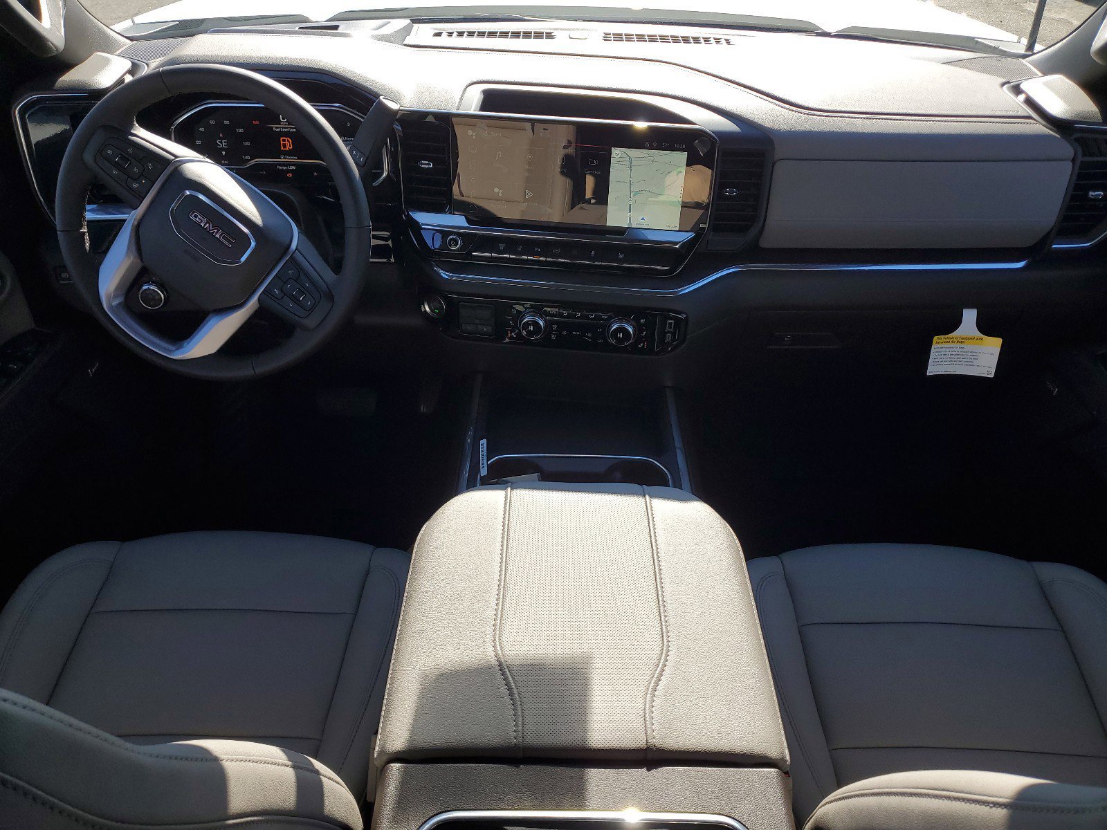 New 2025 GMC Sierra 2500 SLT w/ SLT Convenience Package image 18