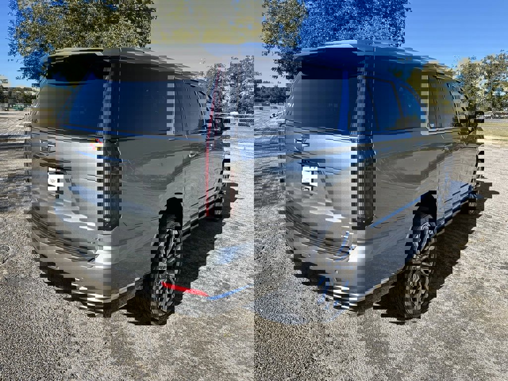 New 2026 Cadillac Escalade ESV Luxury w/ Touring Package image 5