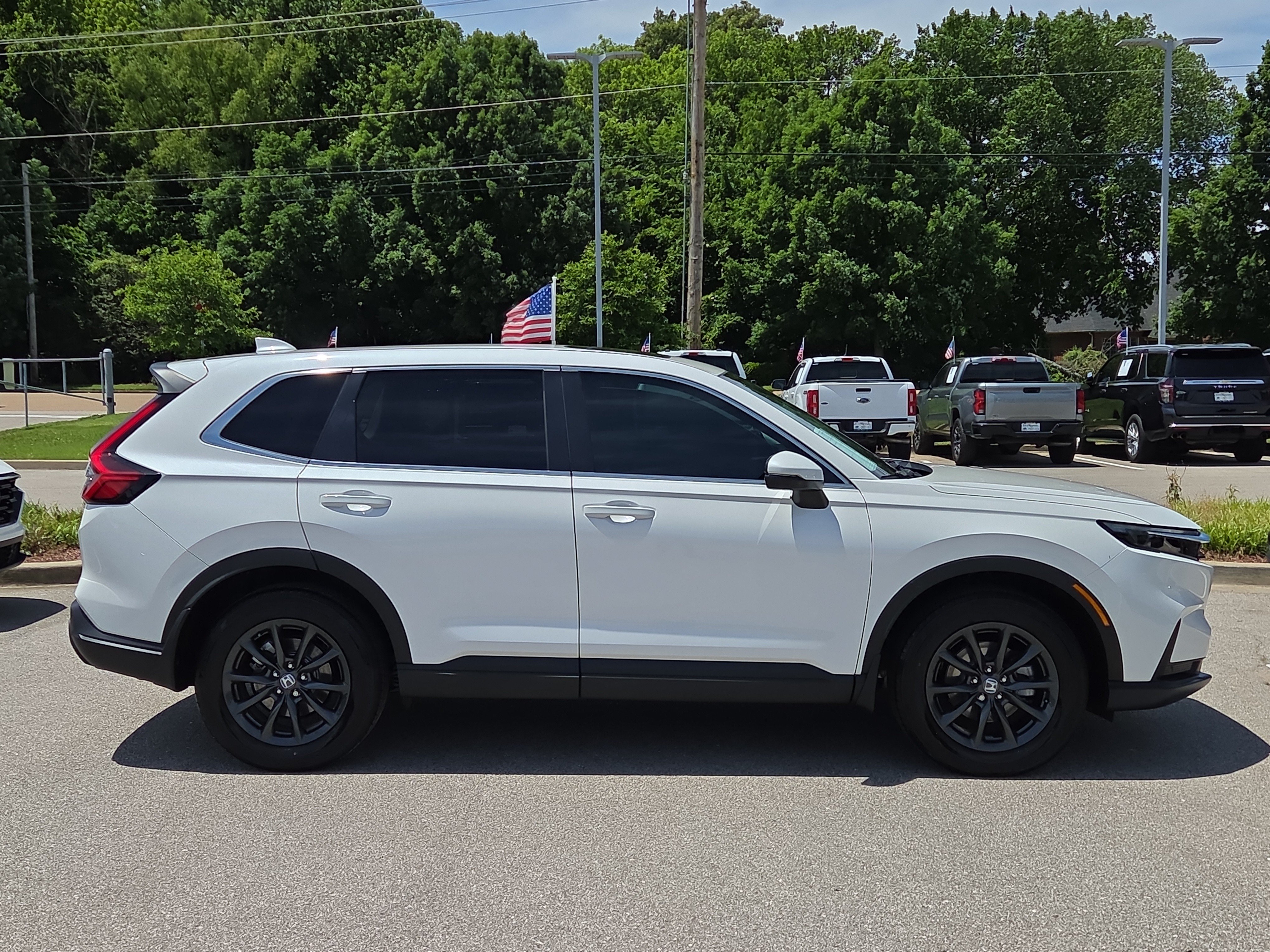 Used 2026 Honda CR-V EX-L image 2