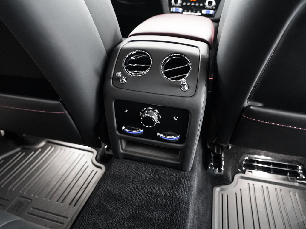 Certified 2023 Rolls-Royce Ghost AWD/4WD image 31