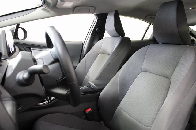 Used 2024 Toyota Prius LE image 13